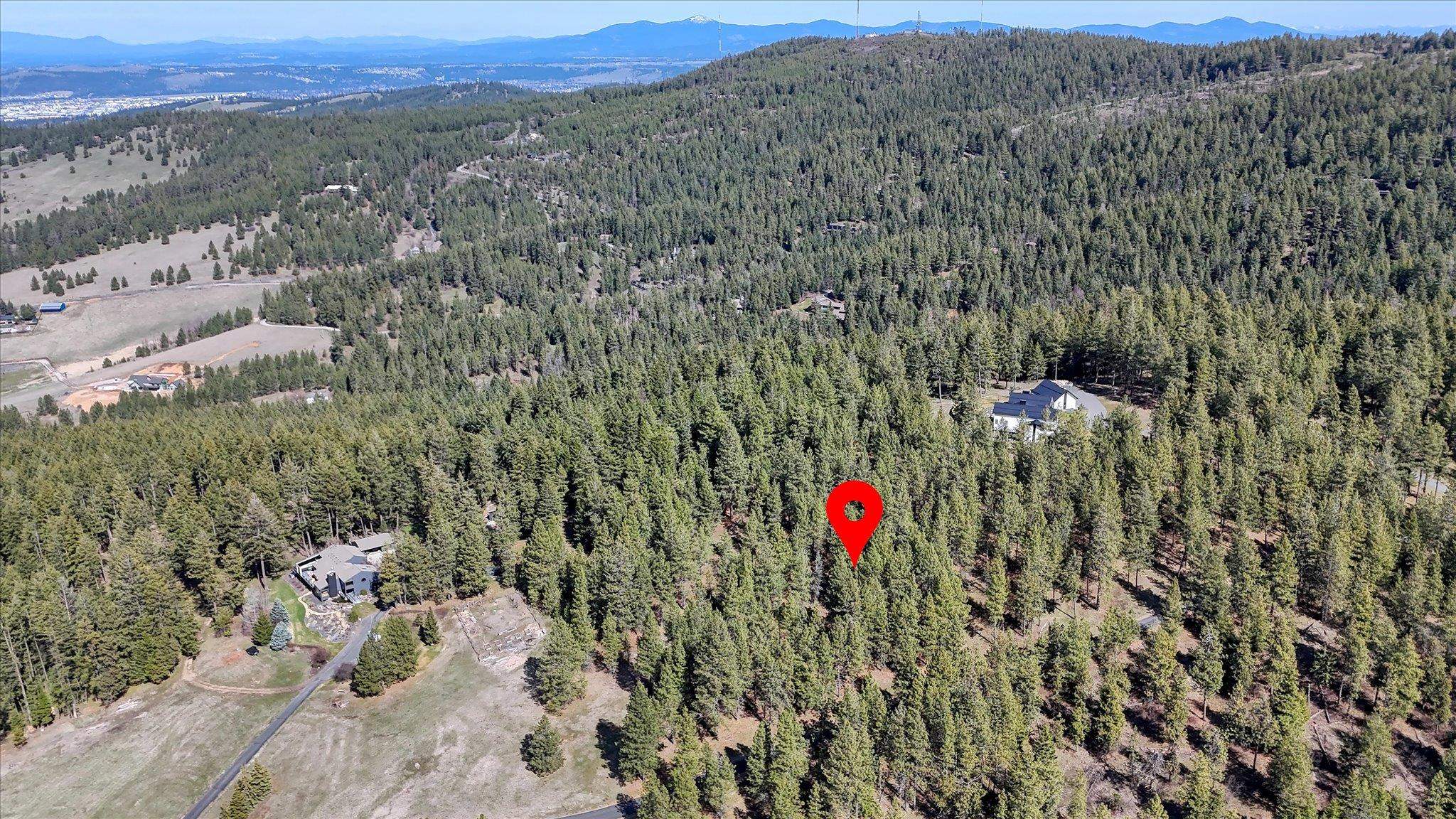 6707 South Sagewood Road Spokane, WA 99223 - Photo 4 of 46