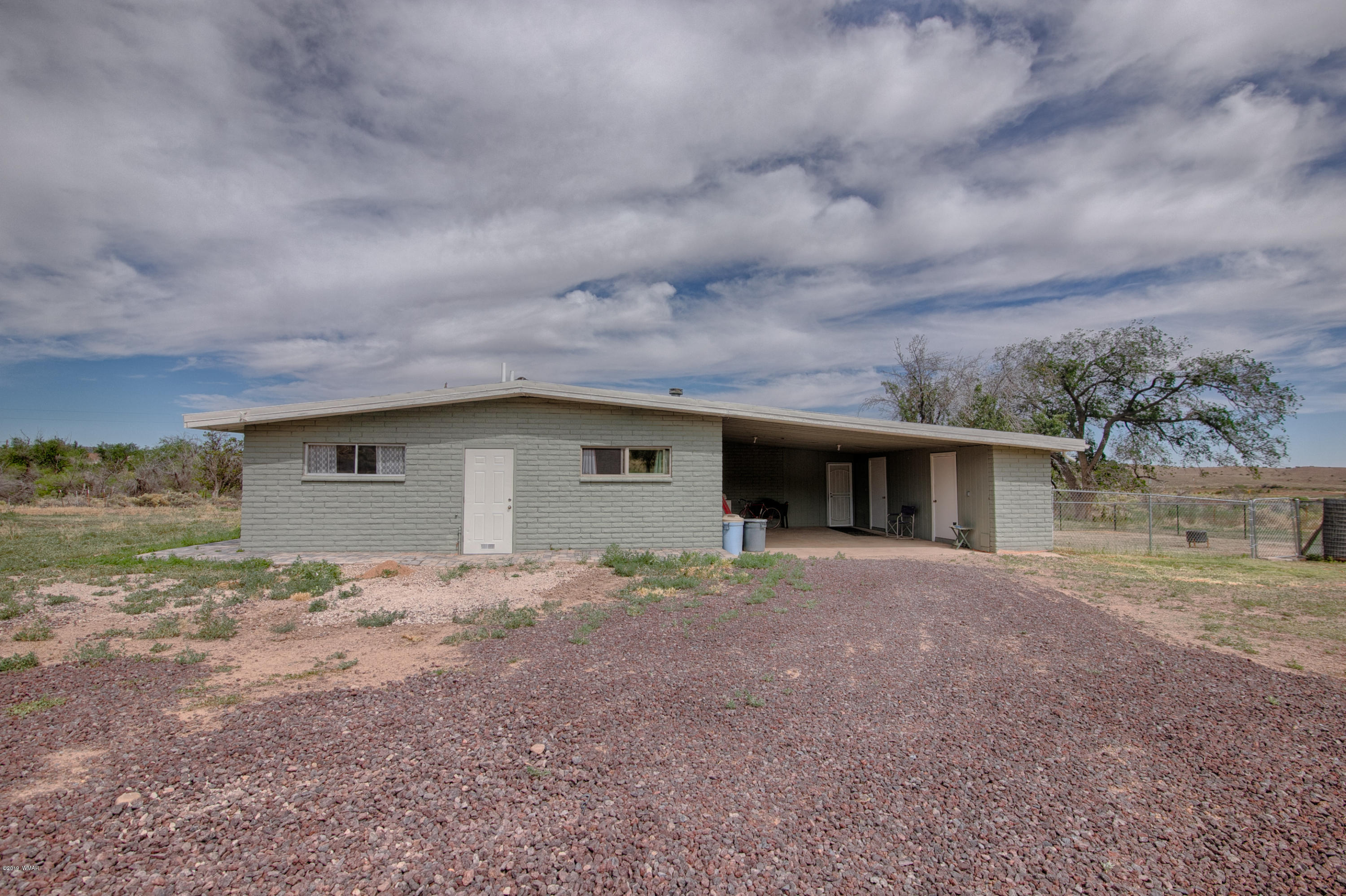5042 Old Concho Road Concho, AZ 85924 - Photo 12 of 33