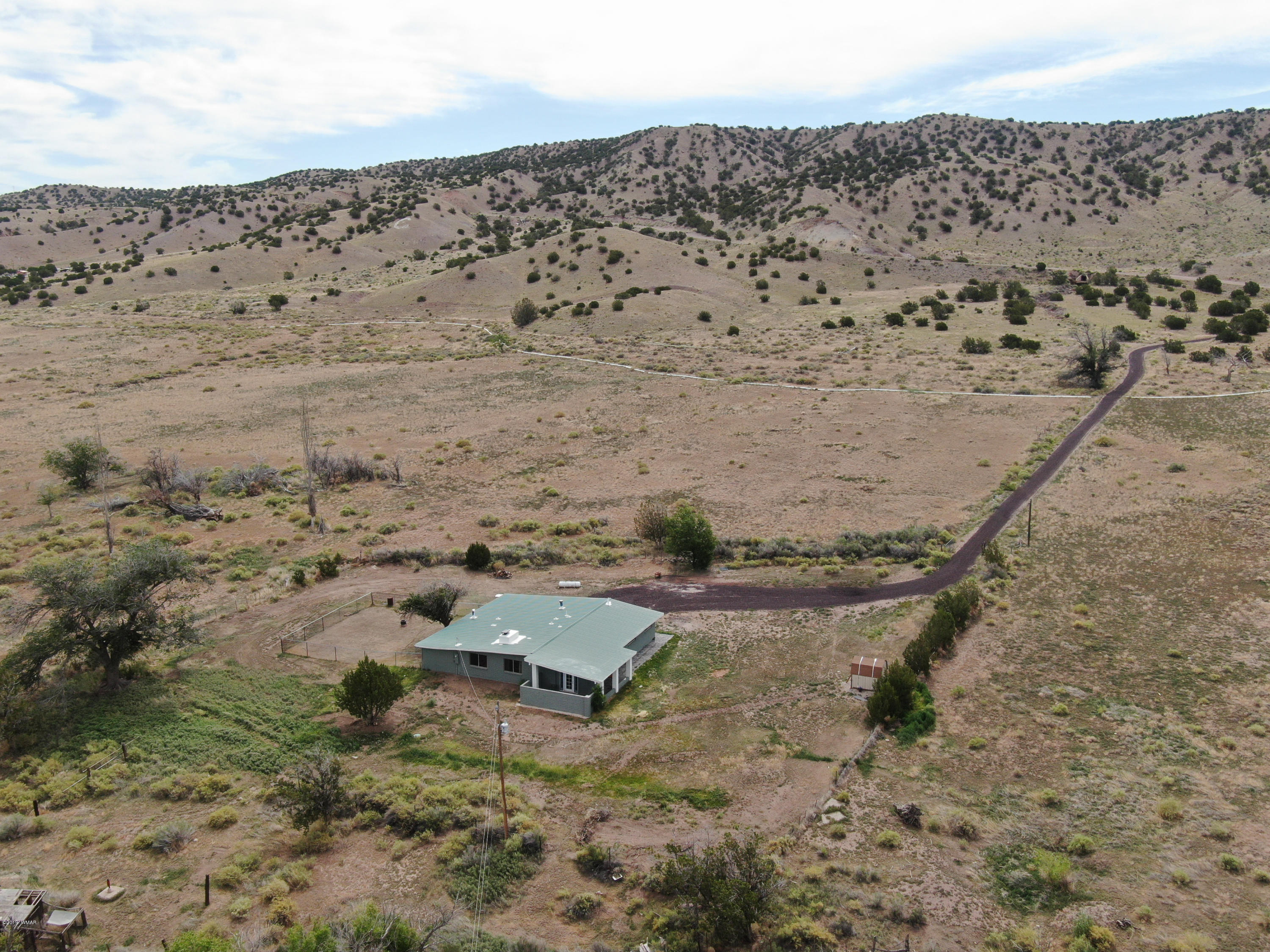 5042 Old Concho Road Concho, AZ 85924 - Photo 5 of 33