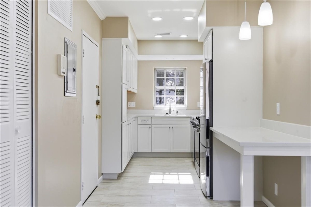 116 Lake Shore Road, Unit 4 Boston, MA 02135 - Photo 3 of 22