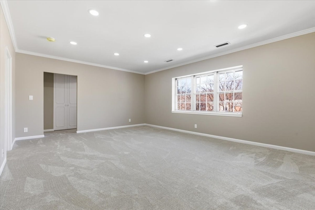 116 Lake Shore Road, Unit 4 Boston, MA 02135 - Photo 10 of 22