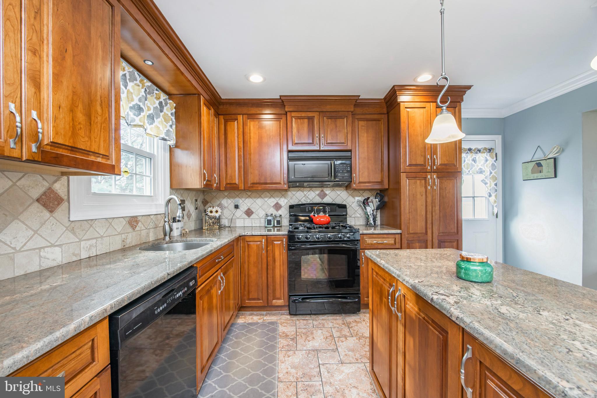 1327 Leedom Road Havertown, PA 19083 - Photo 18 of 45 Abundance of Storage