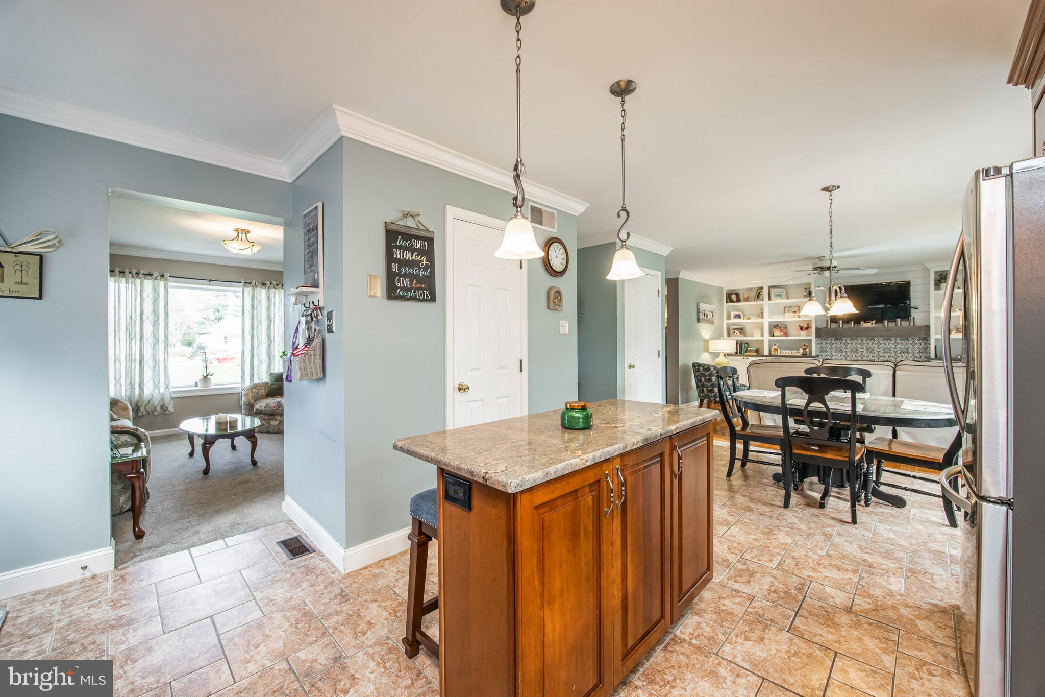 1327 Leedom Road Havertown, PA 19083 - Photo 19 of 45 Island Breakfast Bar