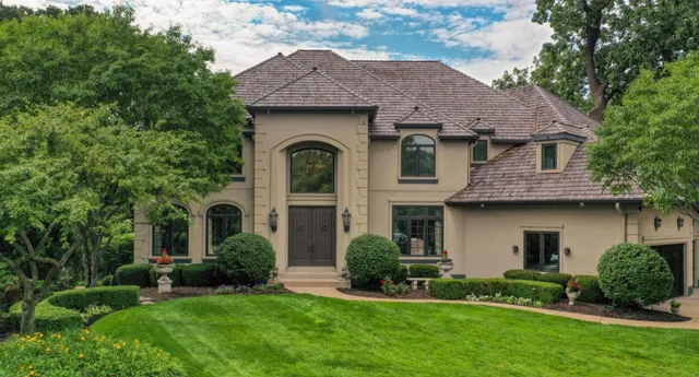 $2,350,000 | 203 Settlers Court, Naperville, IL 60565