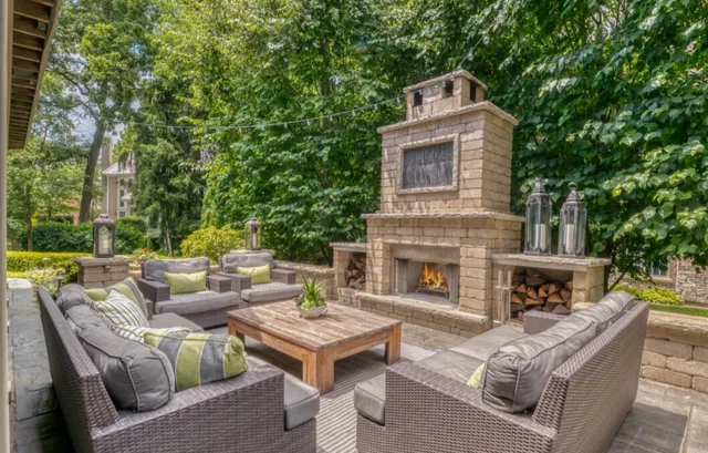 $2,350,000 | 203 Settlers Court, Naperville, IL 60565