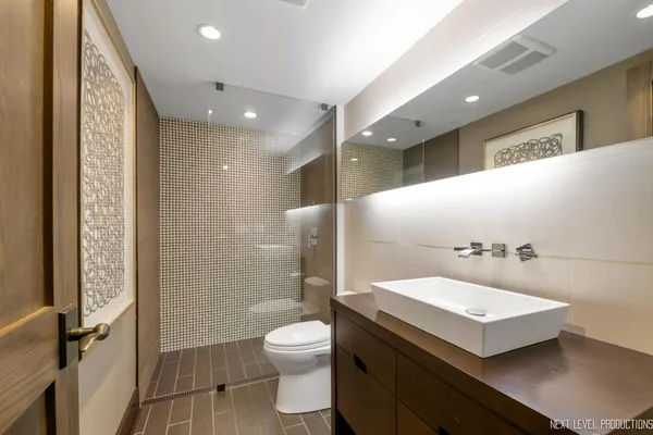 $2,295,000 | 203 Settlers Court, Naperville, IL 60565