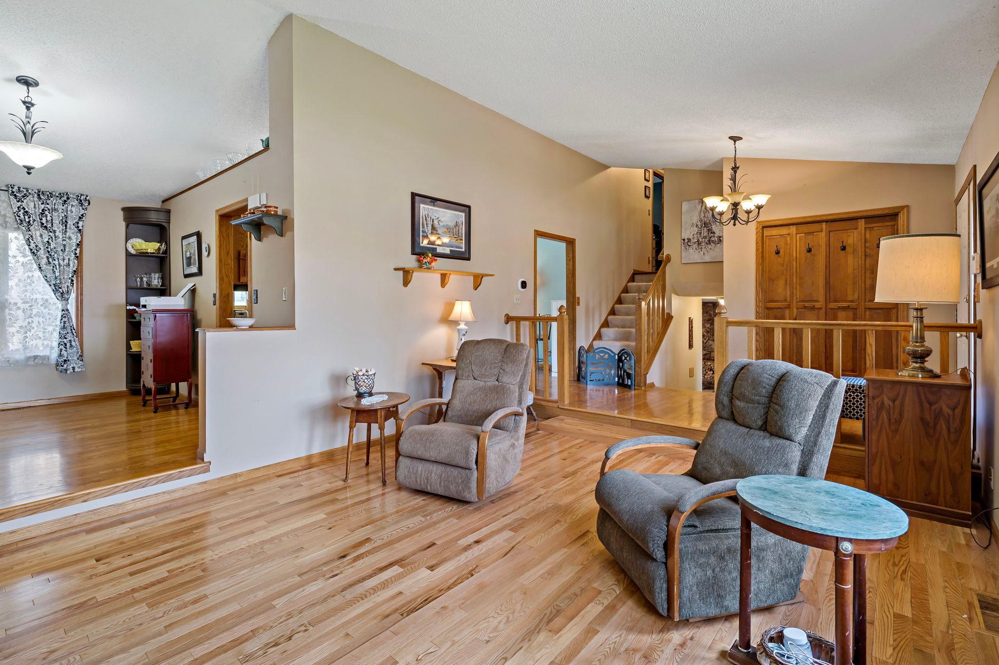 1213 Bluebill Bay Road Burnsville, MN 55306 - Photo 11 of 47 Gallery Image 11