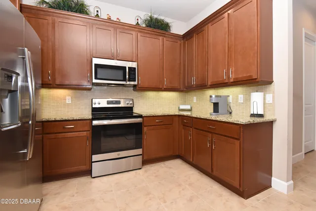 $2,600 | 6356 Hanfield Drive, Port Orange, FL 32128