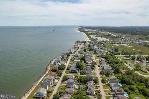 $749,000 | 106 Lighthouse Drive, Hampton, VA 23664