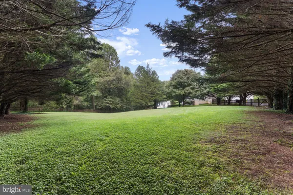 $899,000 | 4440 Claybrooke Drive, Lothian, MD 20711