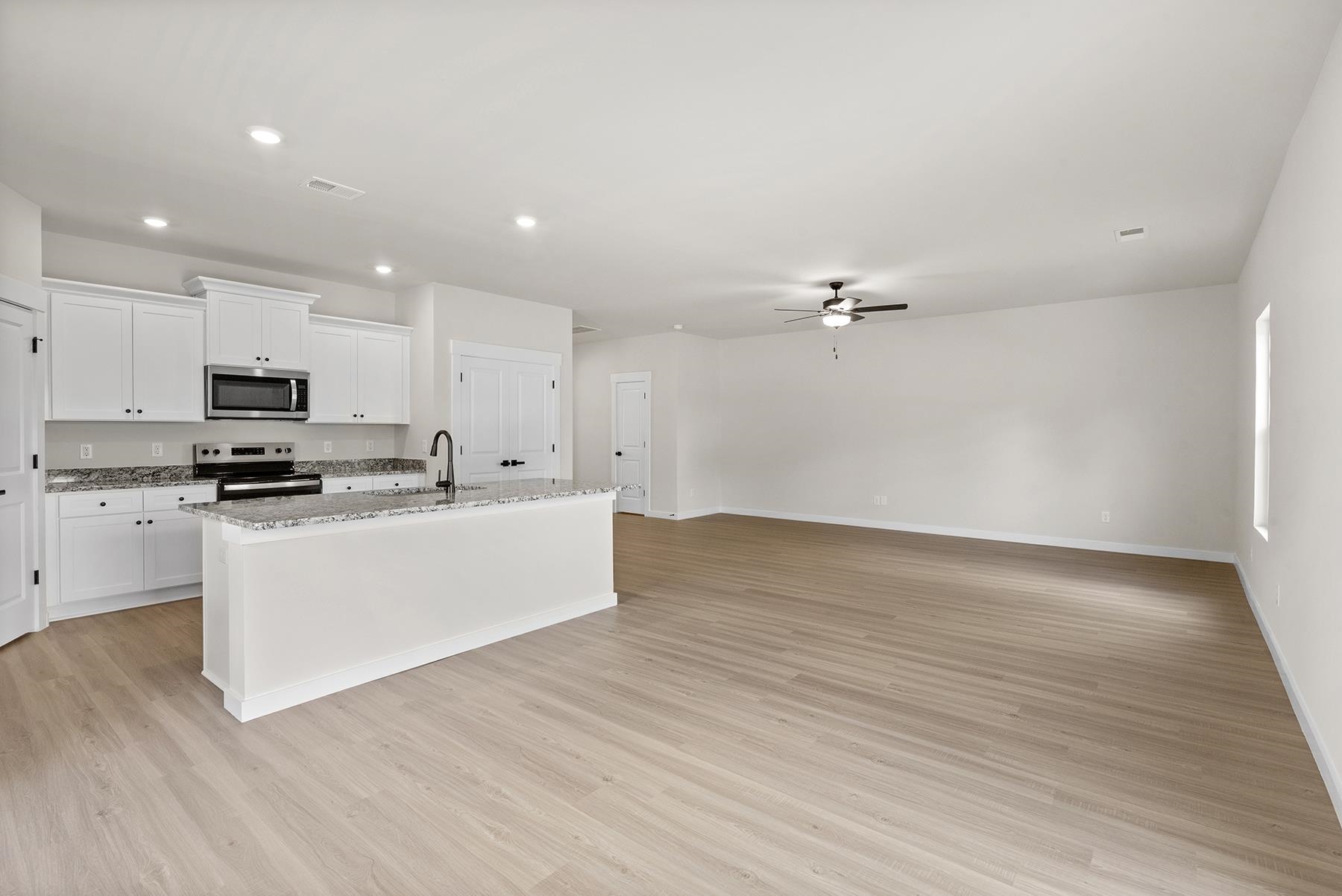 1478 Wild Indigo Way Moore, SC 29369 - Photo 2 of 7