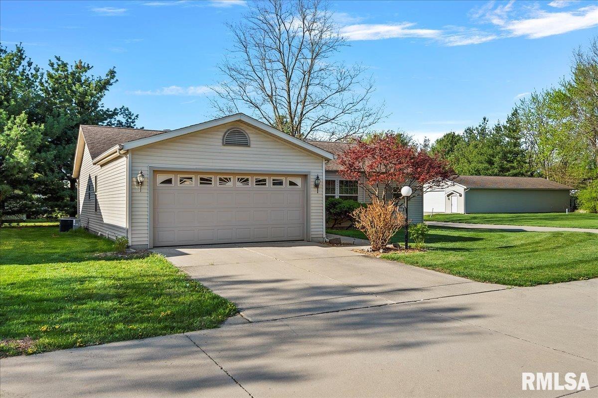 2800 Vía Rosso, Unit 150 Springfield, IL 62703 - Photo 3 of 37