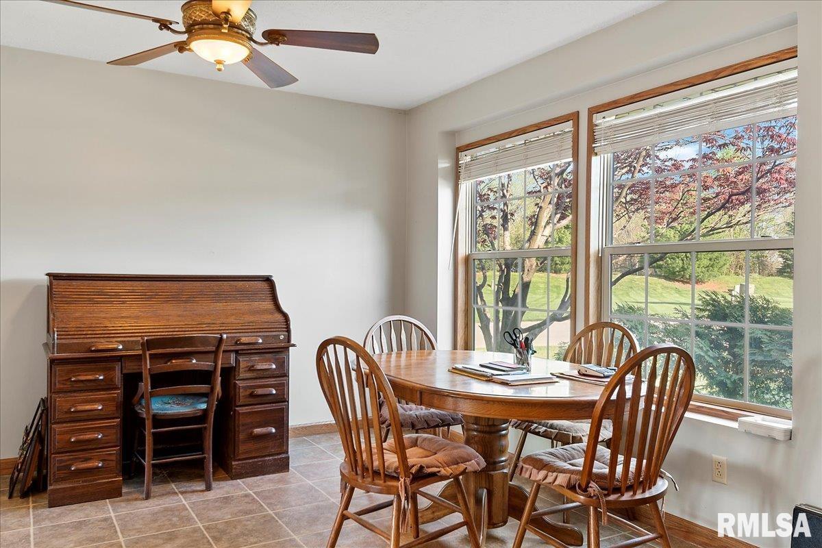 2800 Vía Rosso, Unit 150 Springfield, IL 62703 - Photo 10 of 37