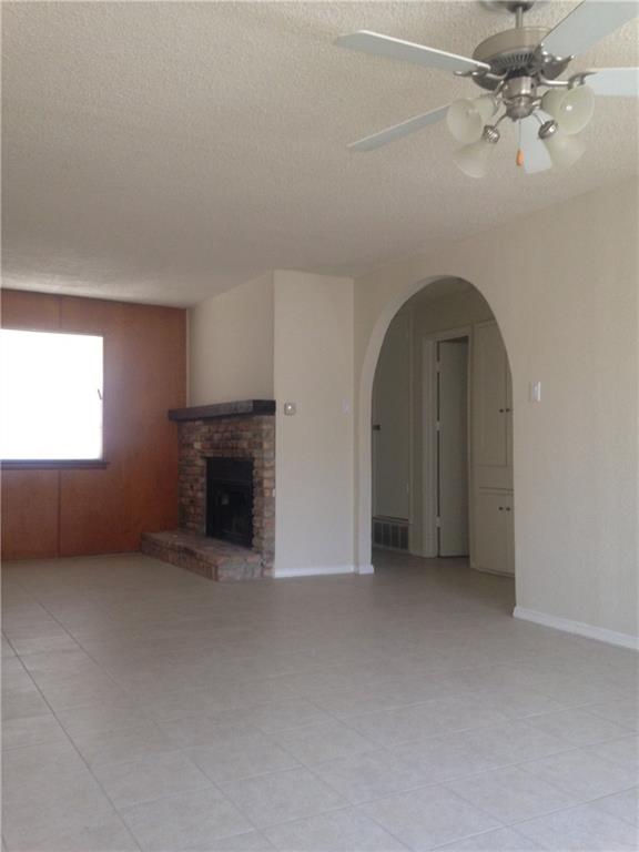 3067 Old North Road Farmers Branch, TX 75234 - Photo 2 of 13 Living room