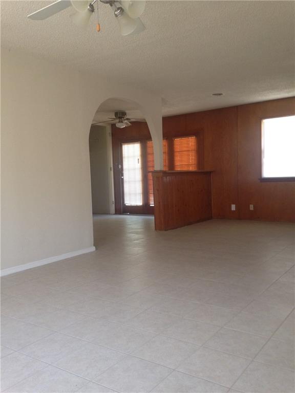 3067 Old North Road Farmers Branch, TX 75234 - Photo 3 of 13 Living room