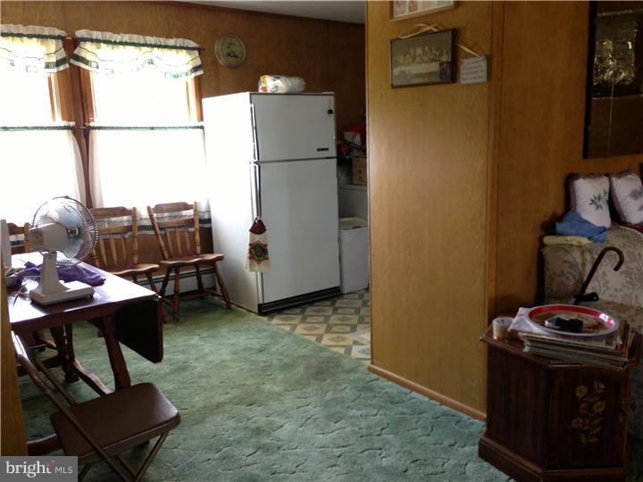 272 Yorkshire Road Fairless Hills, PA 19030 - Photo 5 of 15 Kitchen