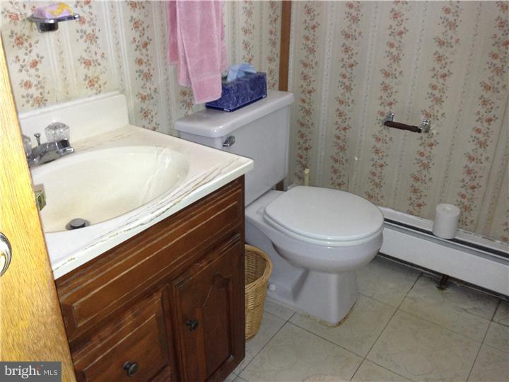 272 Yorkshire Road Fairless Hills, PA 19030 - Photo 10 of 15 Bedroom 2