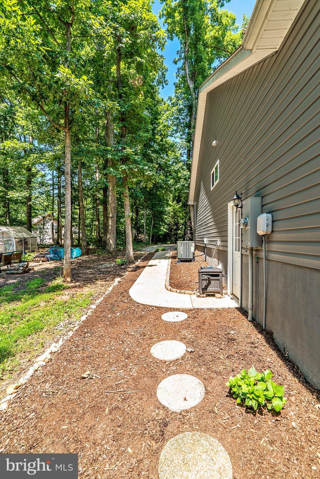 212 Skyline Road Locust Grove, VA 22508 - Photo 26 of 29 Exterior (General)