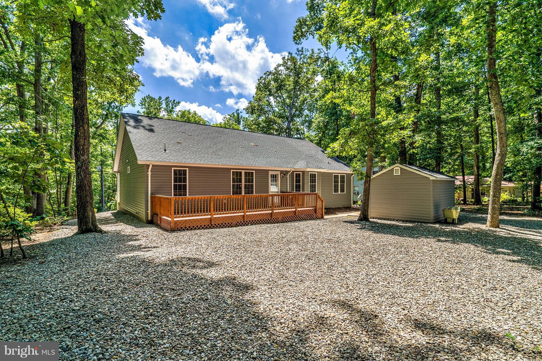212 Skyline Road Locust Grove, VA 22508 - Photo 27 of 29 Exterior (Rear)