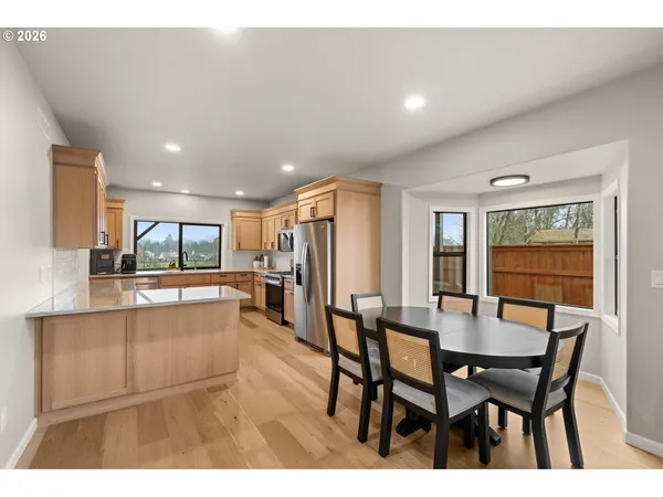 $749,000 | 1030 Southwest Sw River, Grants Pass, OR 97527
