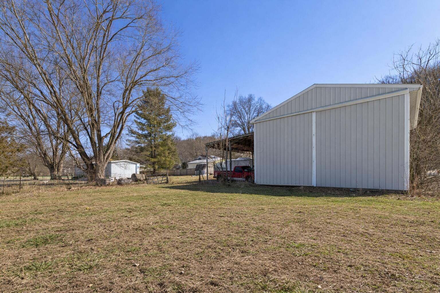 65 Jerusalem Road Southeast Bremen, OH 43107 - Photo 24 of 44 24. Barn Exterior