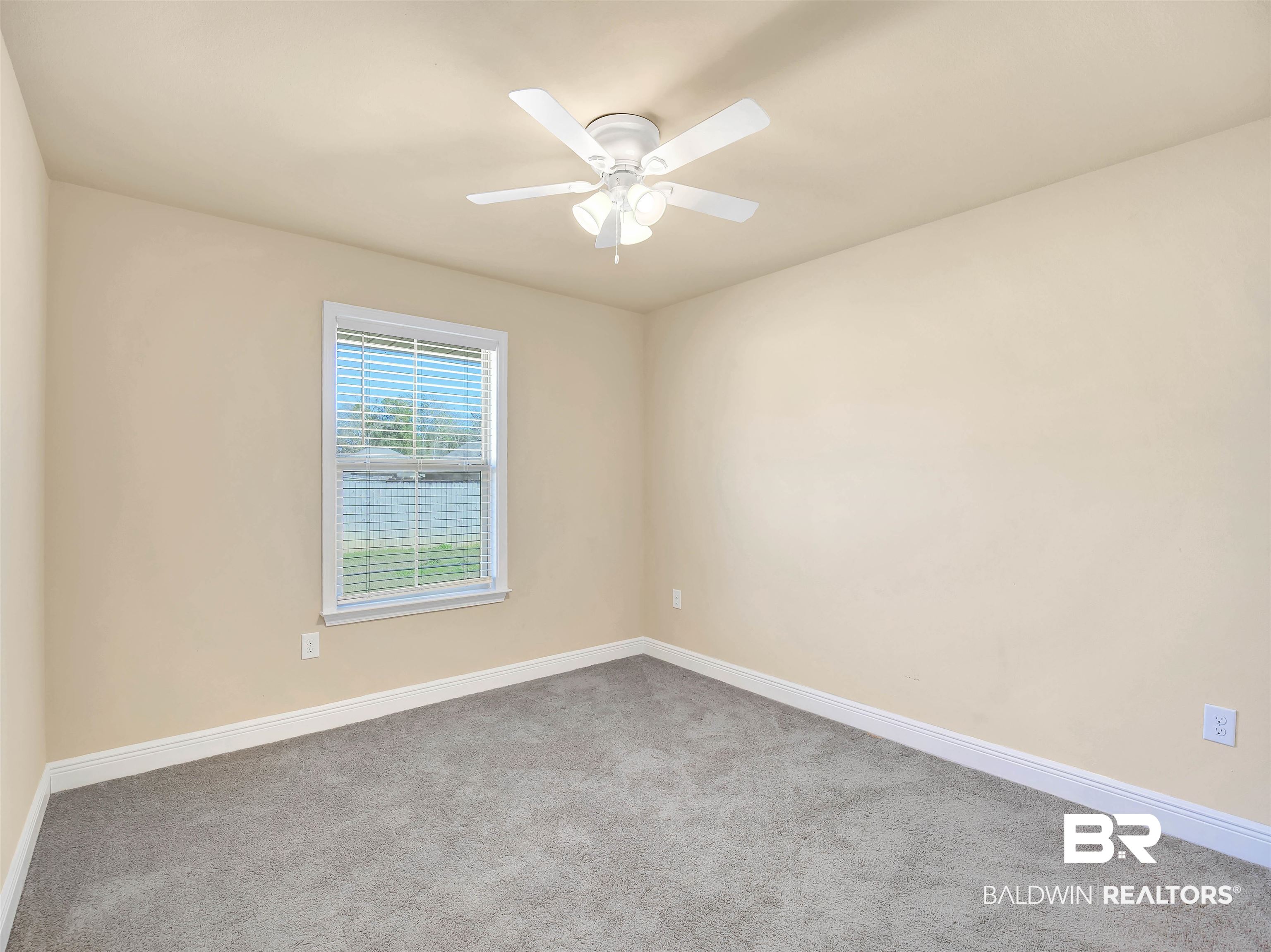 737 Edinburgh Avenue Foley, AL 36535 - Photo 24 of 34