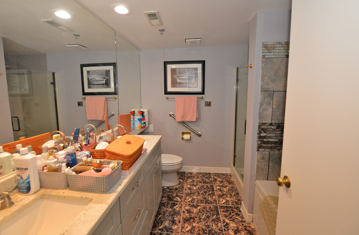 333 Lake Avenue, Unit 401 Racine, WI 53403 - Photo 19 of 38 Photo 19