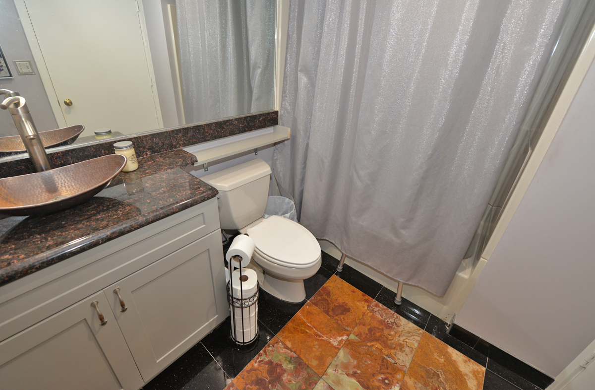 333 Lake Avenue, Unit 401 Racine, WI 53403 - Photo 21 of 38 Photo 21