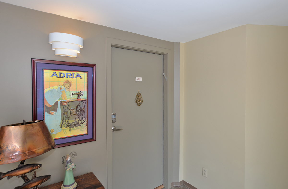 333 Lake Avenue, Unit 401 Racine, WI 53403 - Photo 25 of 38 Photo 25