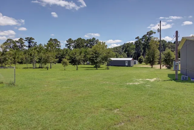 $250,000 | 327 County Road 1915, Warren, TX 77664