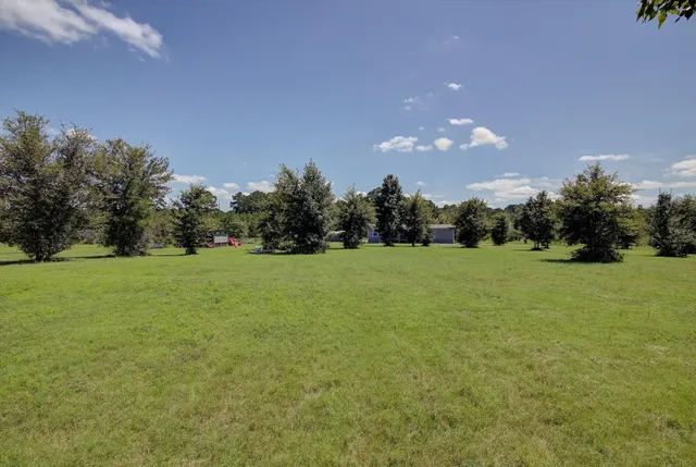 $250,000 | 327 County Road 1915, Warren, TX 77664