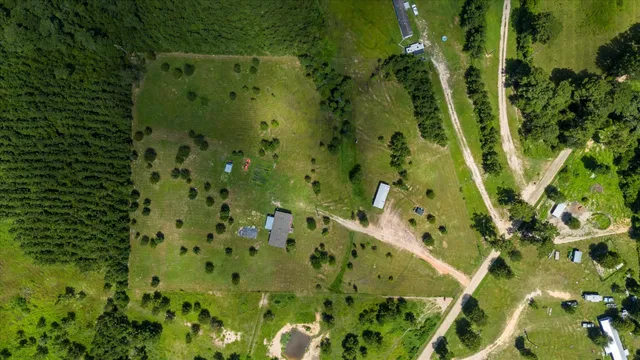 $250,000 | 327 County Road 1915, Warren, TX 77664