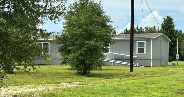 $250,000 | 327 County Road 1915, Warren, TX 77664