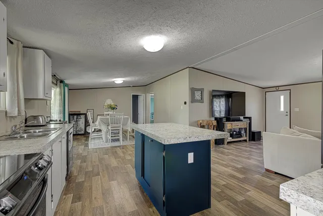 $250,000 | 327 County Road 1915, Warren, TX 77664