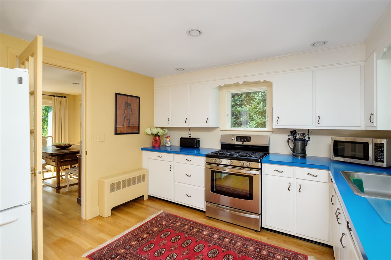 97 Mill Road North Hampton, NH 03862 - Photo 12 of 37