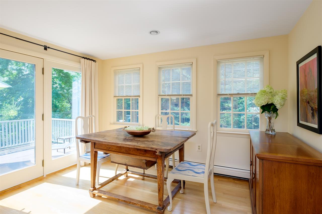97 Mill Road North Hampton, NH 03862 - Photo 4 of 37