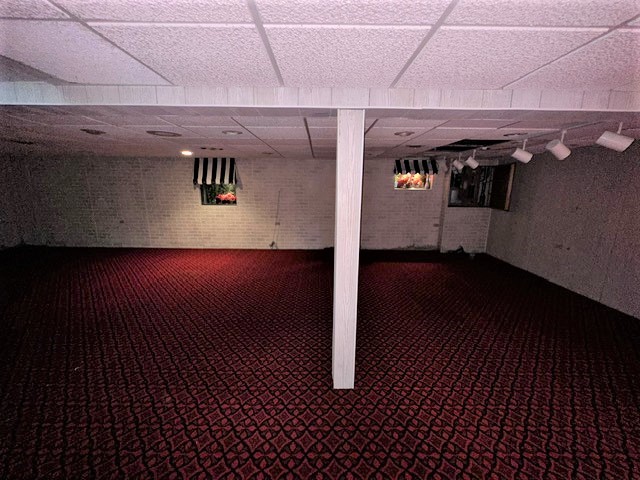 2647 Salceda Drive Northbrook, IL 60062 - Photo 18 of 19 a water heater on the wall