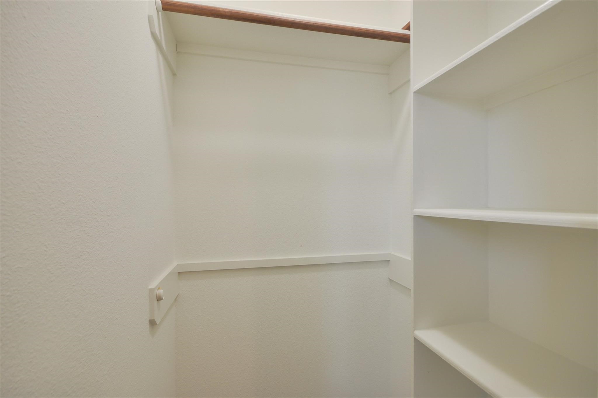 106 Eddy Street, Unit B Humble, TX 77338 - Photo 16 of 22 a view of small space