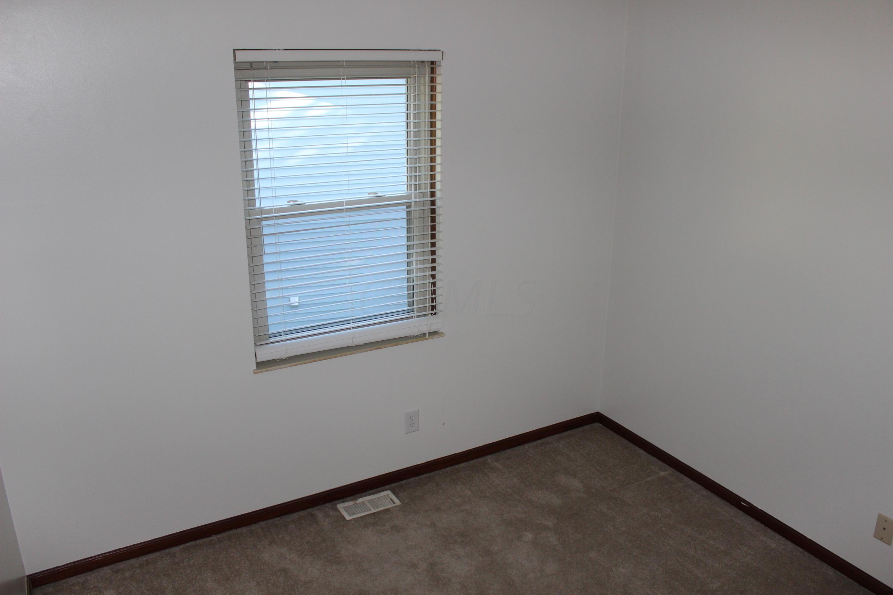 4124 Demorest Road Grove City, OH 43123 - Photo 14 of 36