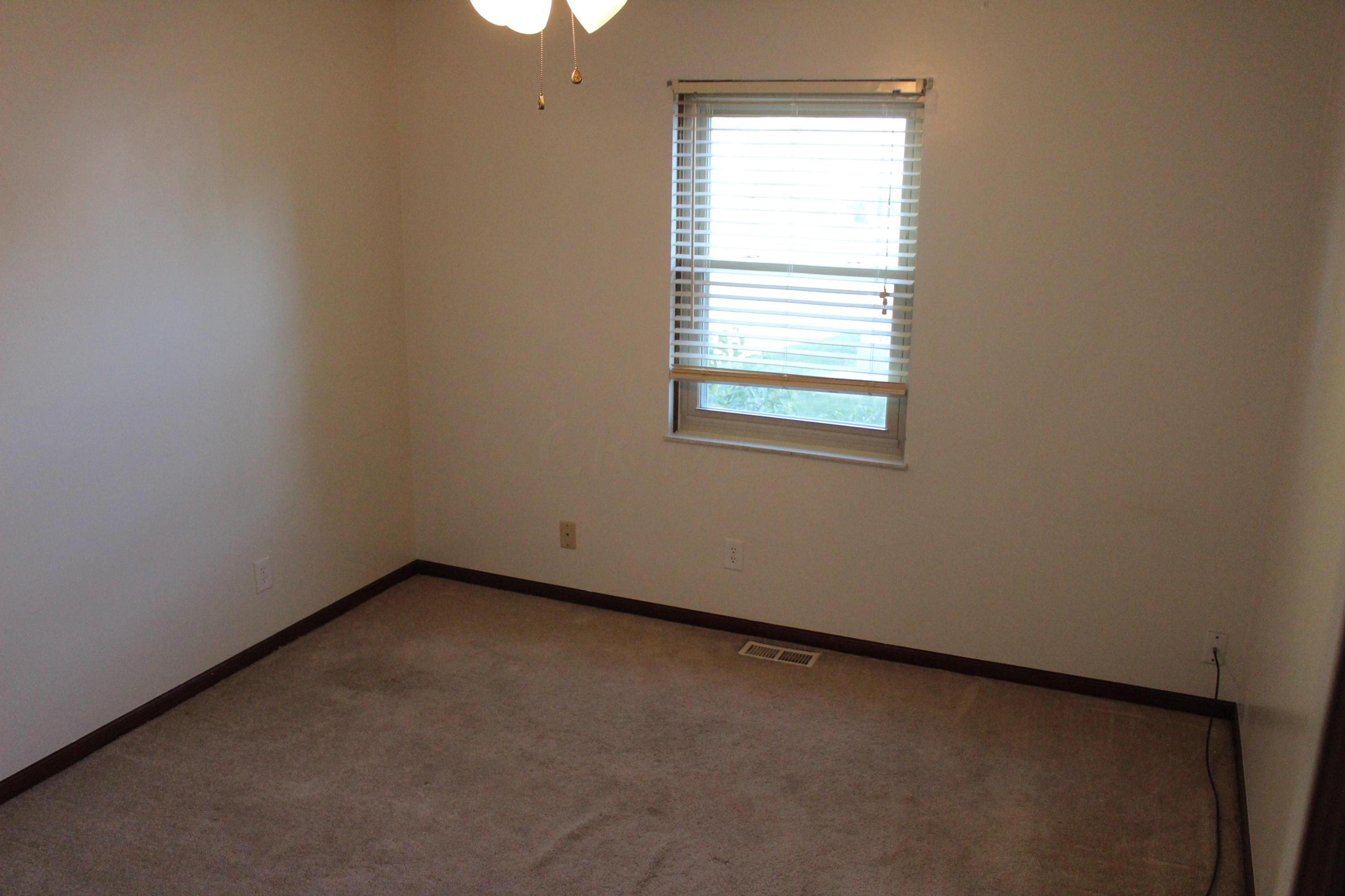 4124 Demorest Road Grove City, OH 43123 - Photo 15 of 36