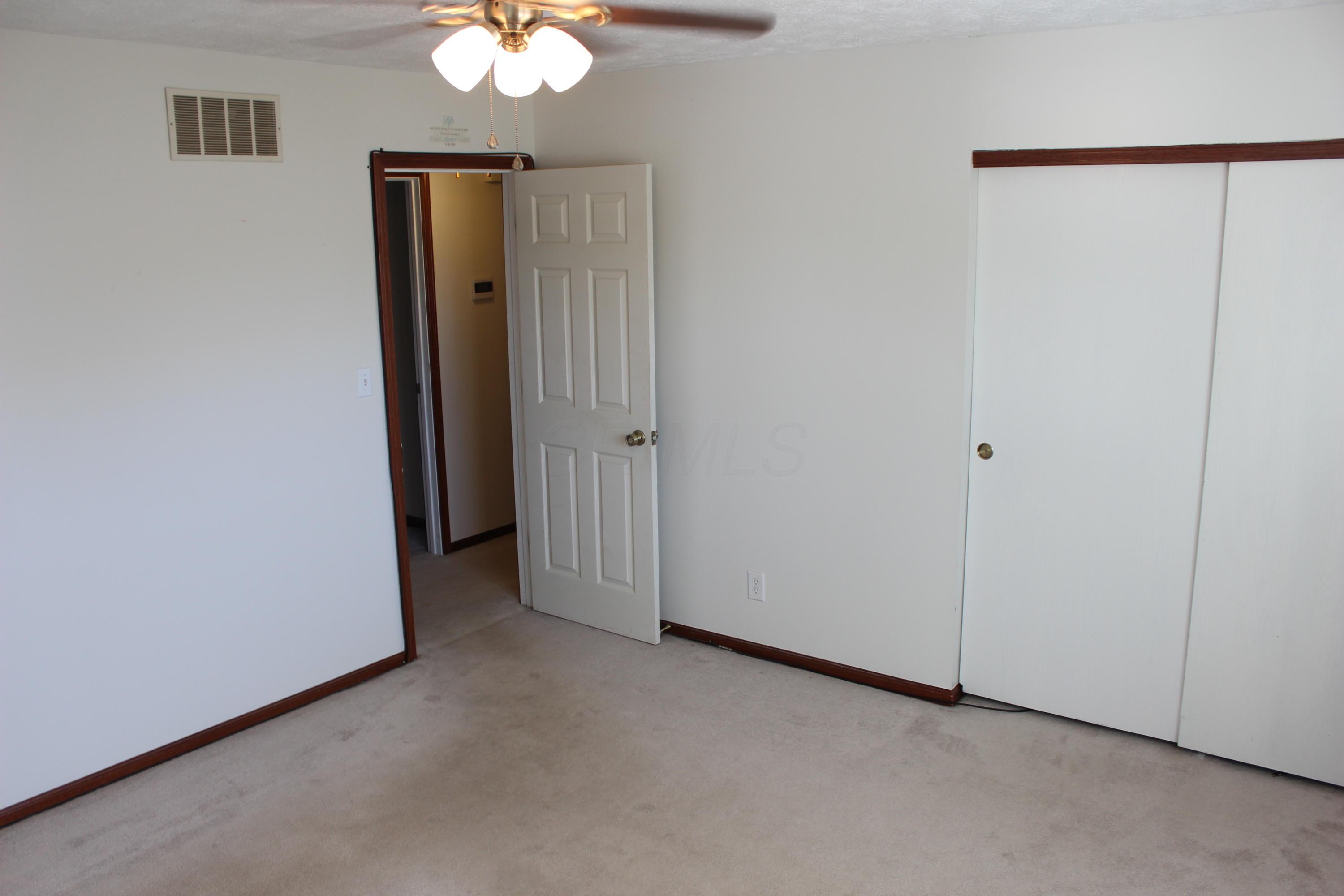 4124 Demorest Road Grove City, OH 43123 - Photo 20 of 36