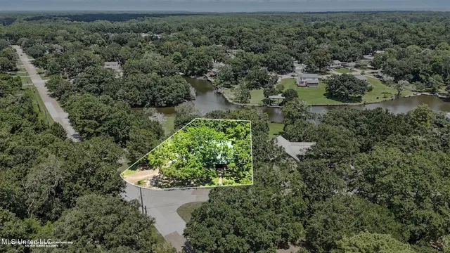 $389,900 | 1526 Oldfield Drive, Gautier, MS 39553