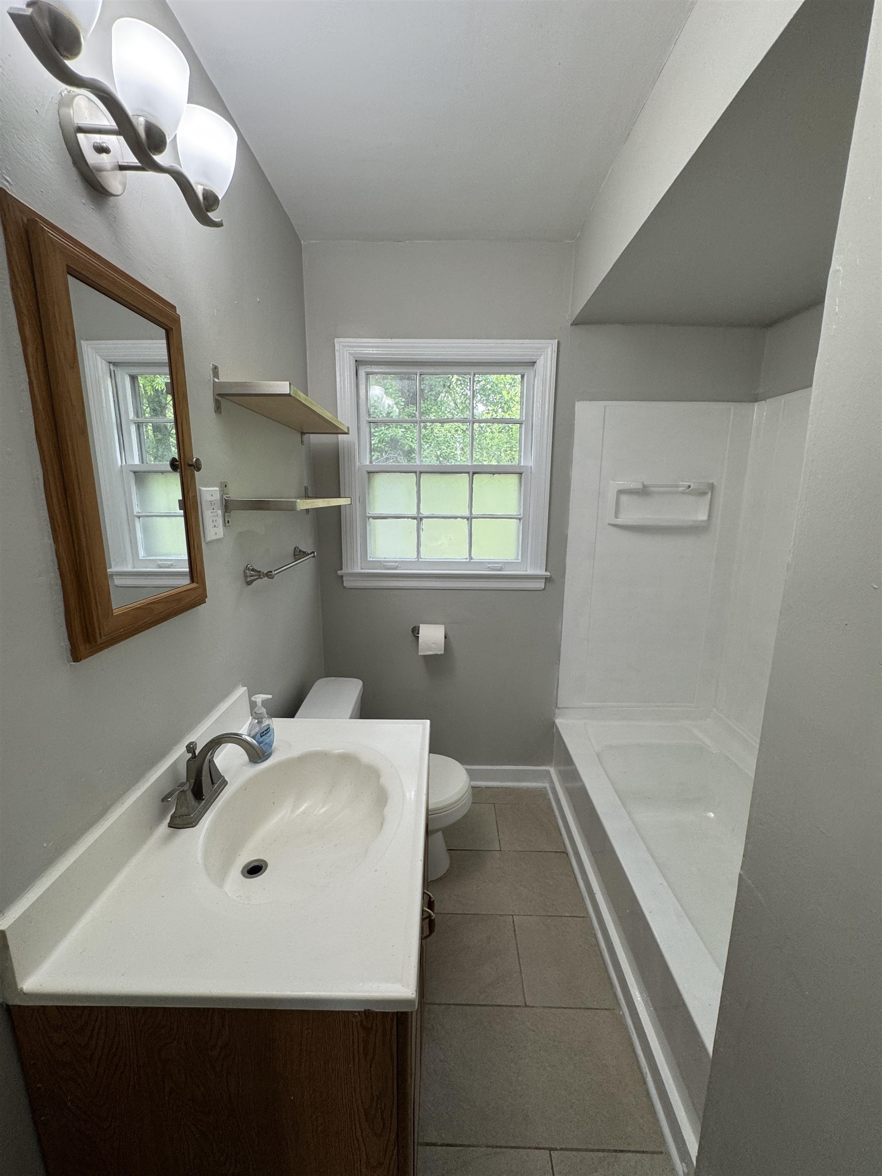 778 Vaughn Road Memphis, TN 38122 - Photo 32 of 40