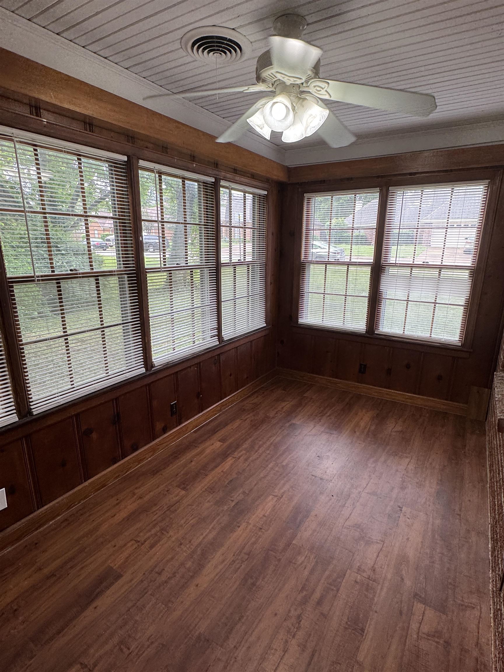 778 Vaughn Road Memphis, TN 38122 - Photo 8 of 40