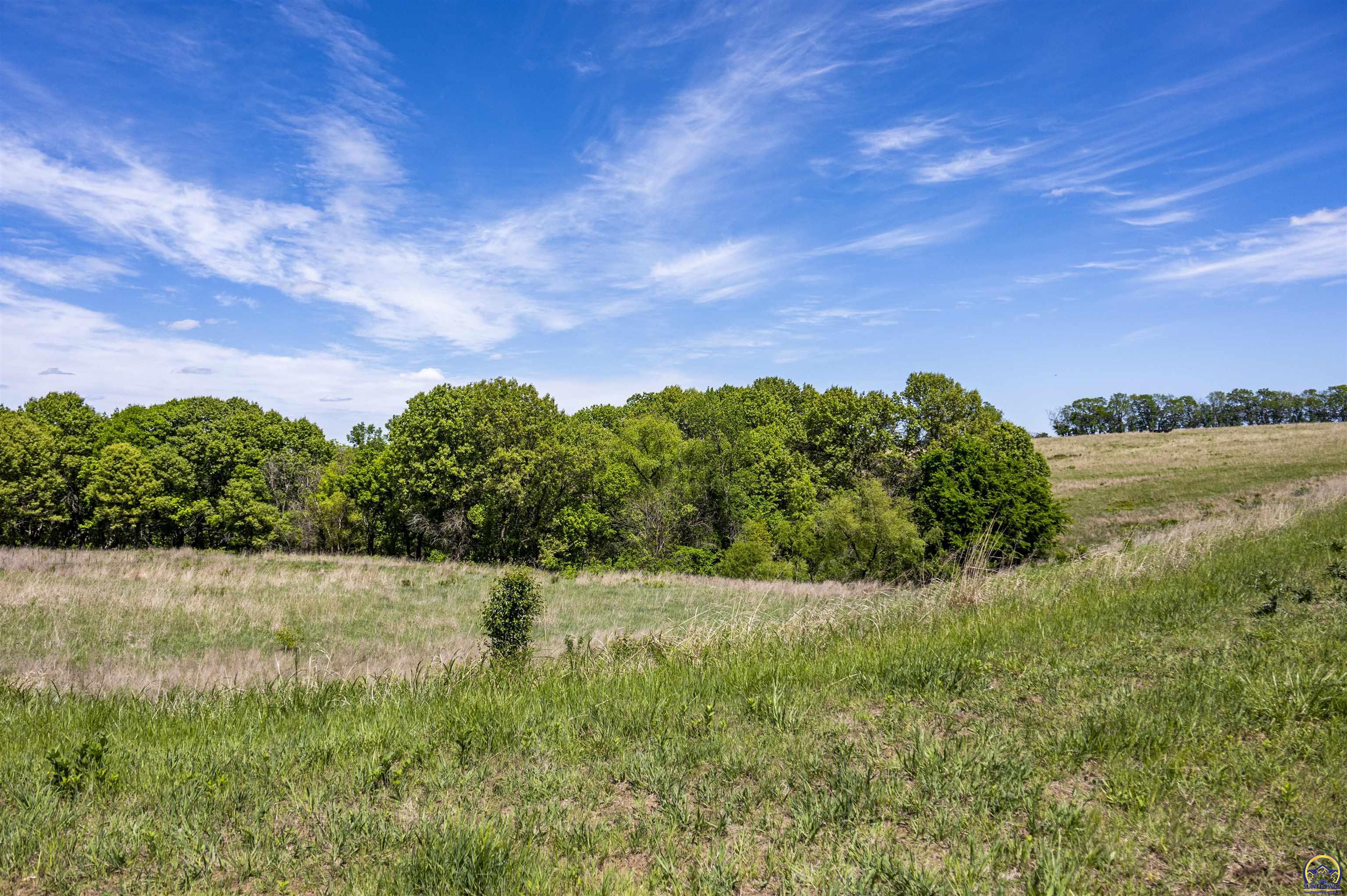 2026 Northwest Douglas Road Topeka, KS 66615 - Photo 48 of 94