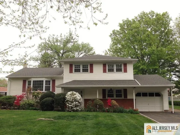 $4,350 | 8 Sherwood Road, Edison, NJ 08820