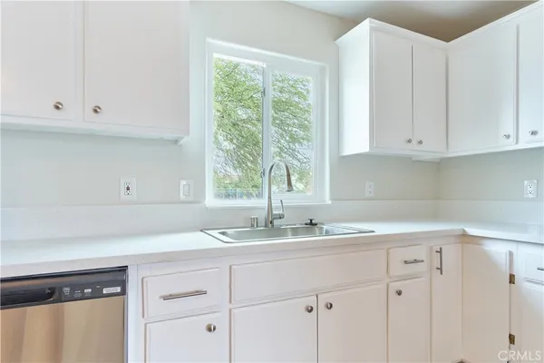 $2,000 | 1286 Arctic Avenue, Thermal, CA 92274