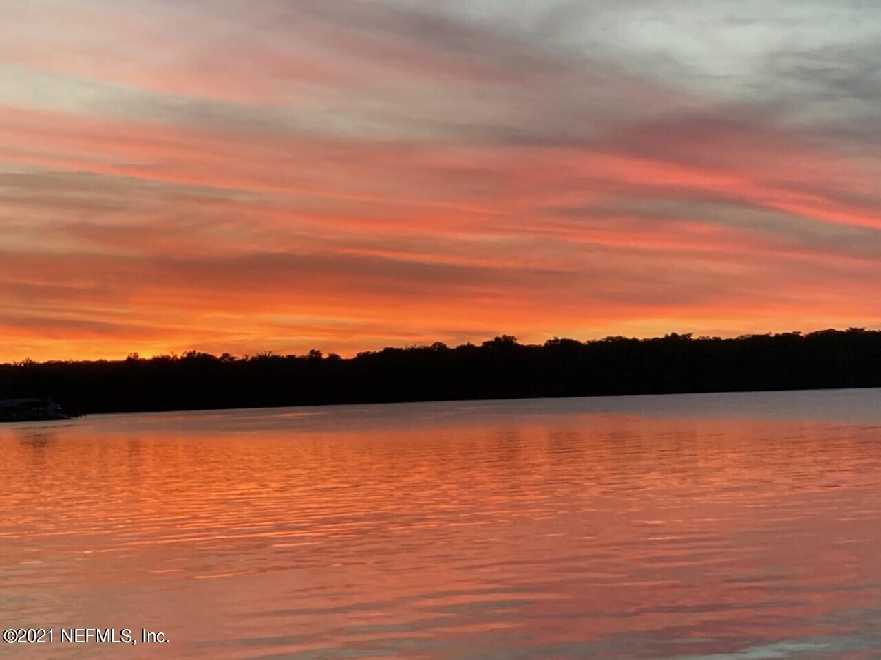 146 Floridian Club Road Welaka, FL 32193 - Photo 1 of 37 thumbnail_Floridian club sunset