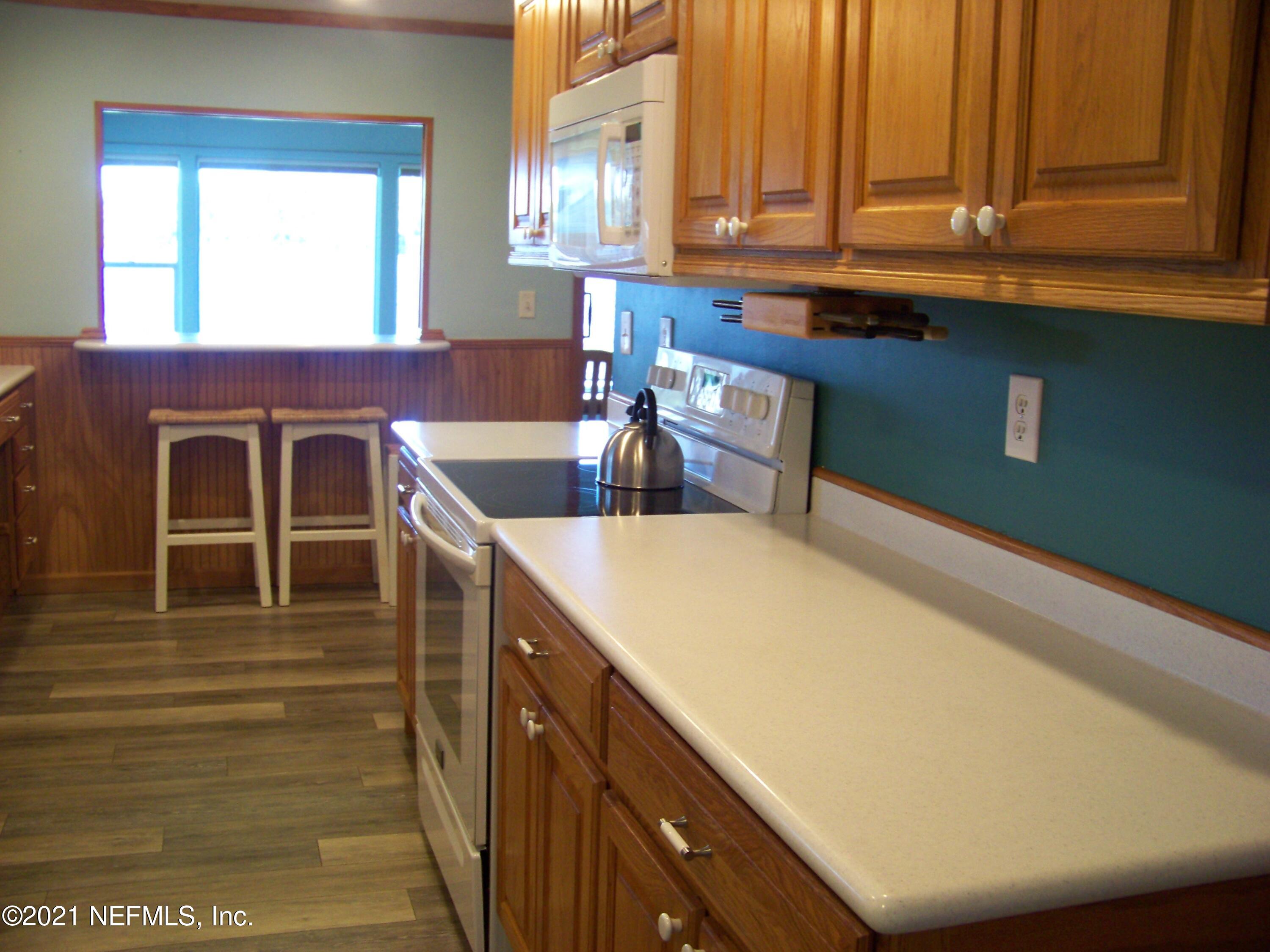 146 Floridian Club Road Welaka, FL 32193 - Photo 15 of 37 100_5725