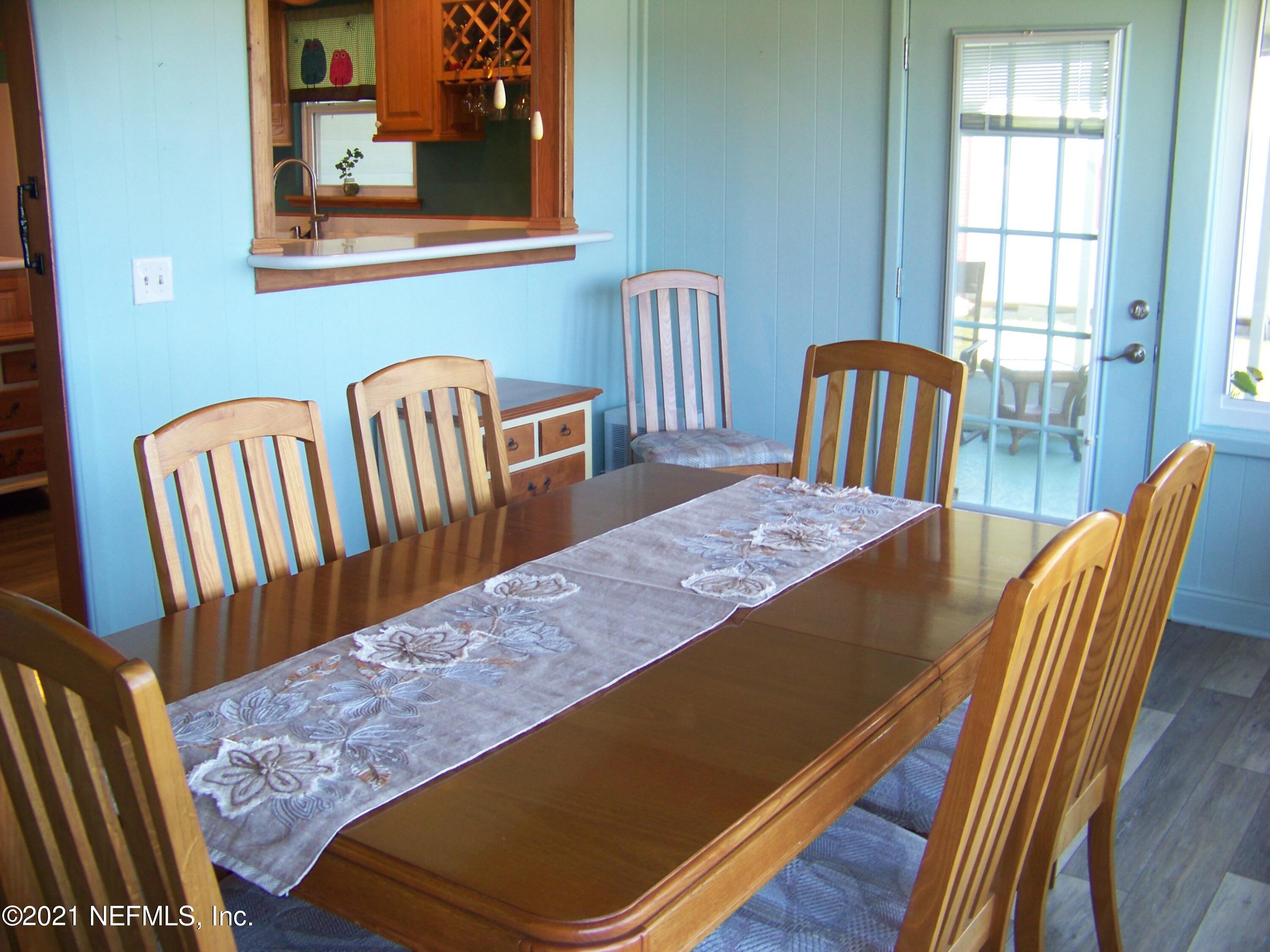 146 Floridian Club Road Welaka, FL 32193 - Photo 17 of 37 100_5728
